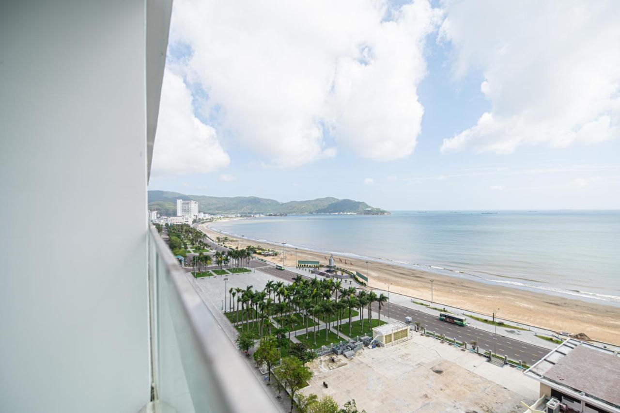 Tms Quy Nhon - Roshi Apartment & Homestay Ocean View Exteriör bild